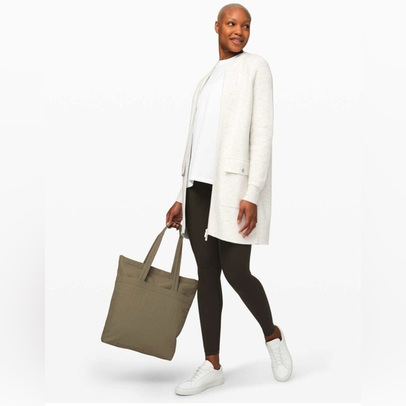 Lululemon All Yours Boyfriend Tank
White​​ - Picture 3 of 8